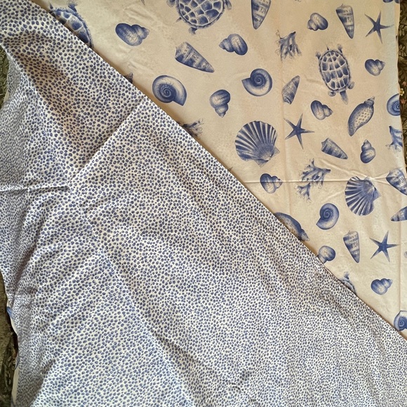 Olivier Desforges Queen duvet cover, flat sheet & extra large pillow sham - Picture 2 of 5